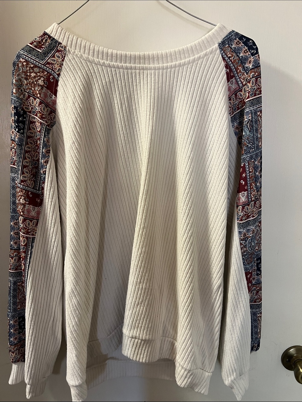Daytrip White Ribbed Sweatshirt with Paisley Print Sleeves